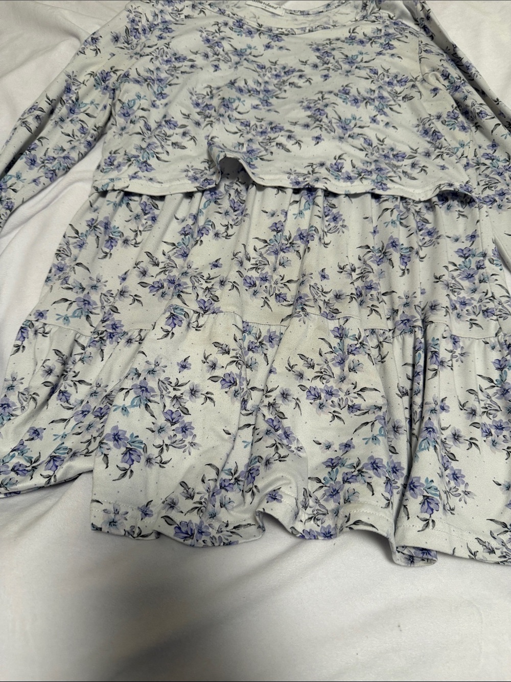 Beautiful Floral Nursing Top - Size Medium - Excellent Condition
